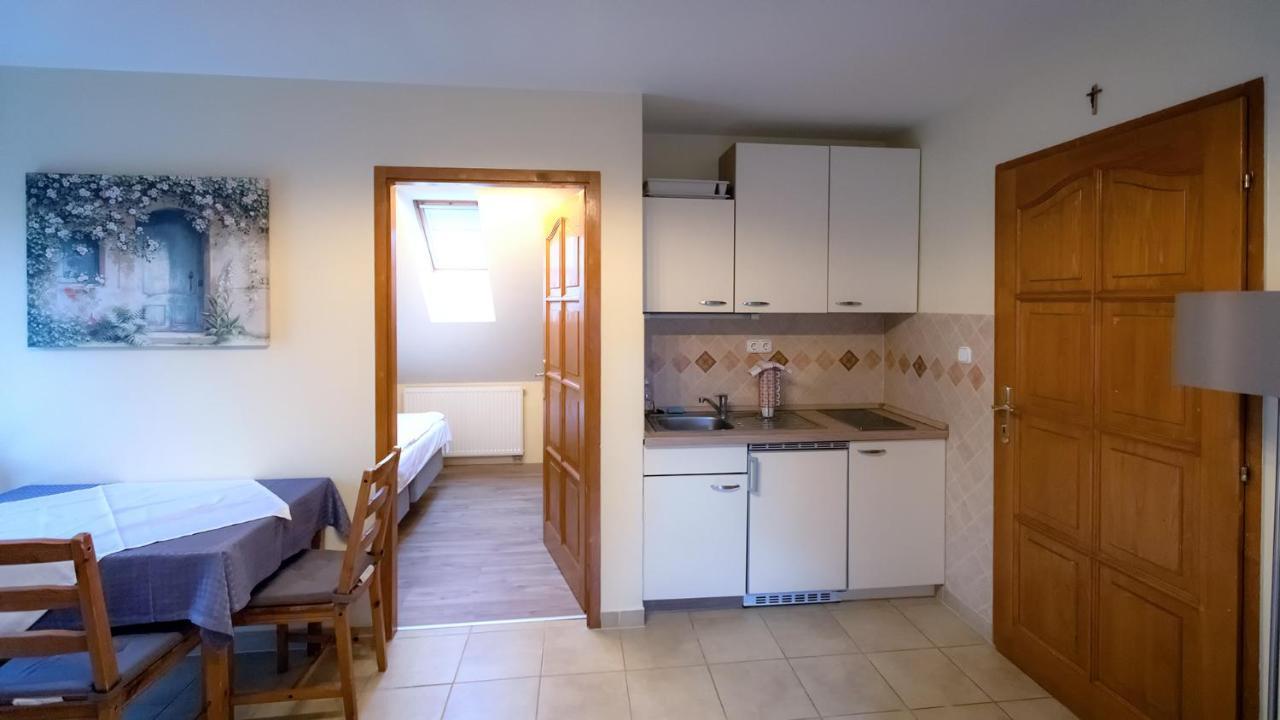 Ozkut Apartmanhaz Olmod 외부 사진
